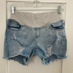 MATERNITY Denim Shorts in size Small